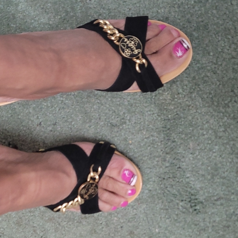 Guess shoes